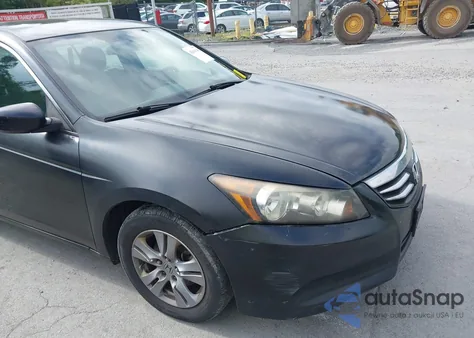 2012 Honda Accord 2.4 Se from USA, damaged, VIN 1HGCP2F6XCA134613
